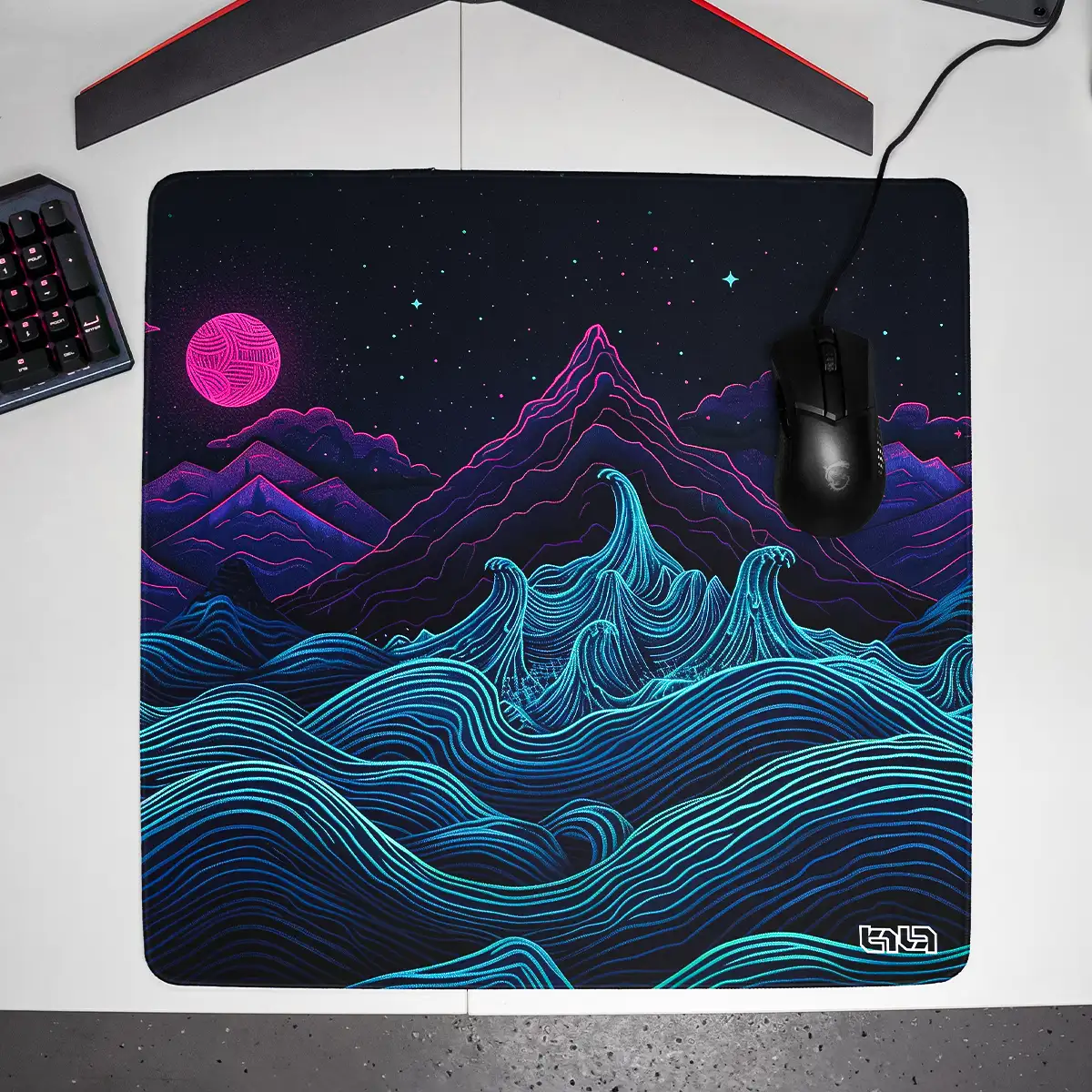 Podkładka pod Mysz Retrowave Mountains - Image 20