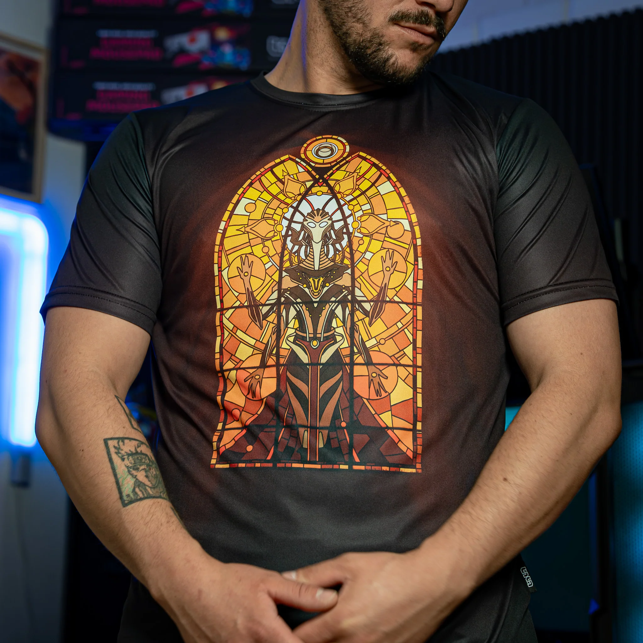 T-shirt Synth Queen Window - Image 3
