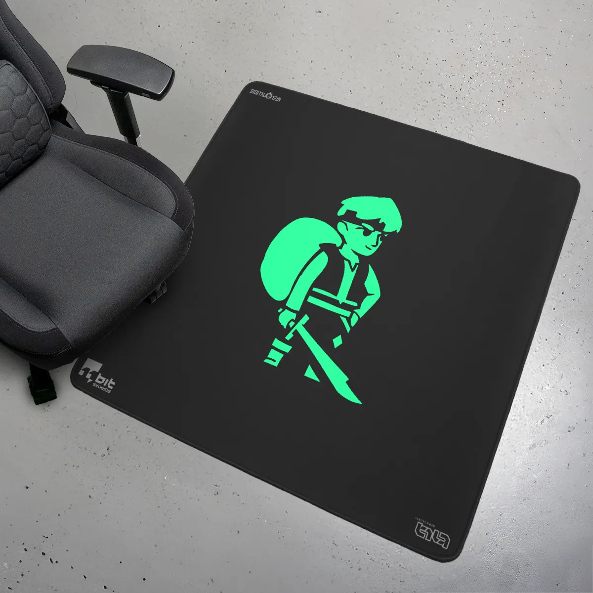 Will Minimalistic Floor Pad
